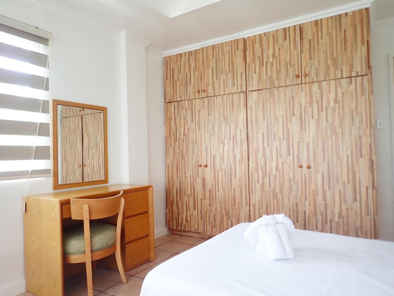 Blue Ocean View Hotel Koror Buitenkant foto