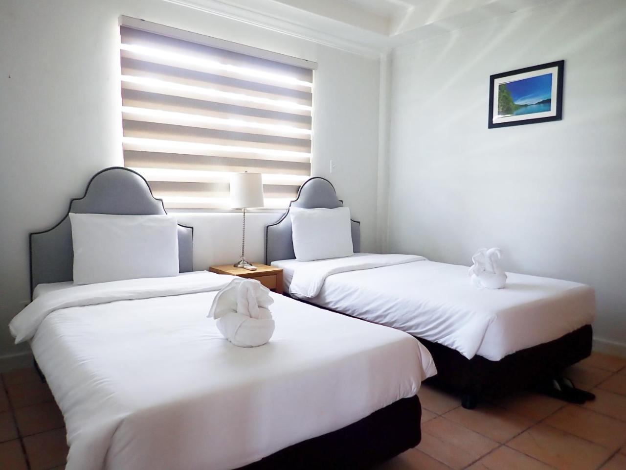 Blue Ocean View Hotel Koror Buitenkant foto